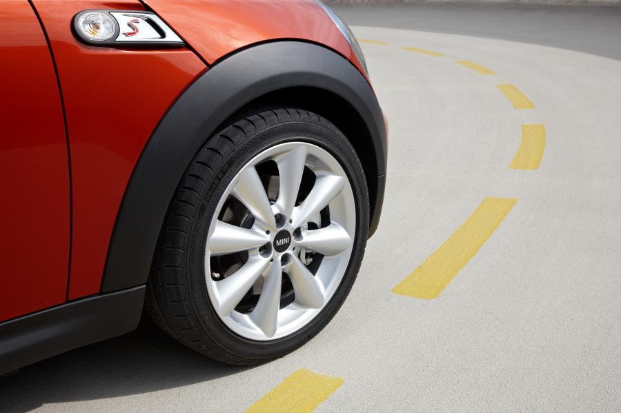  Mini Cooper S 2011 года  (фото 42 из 71)